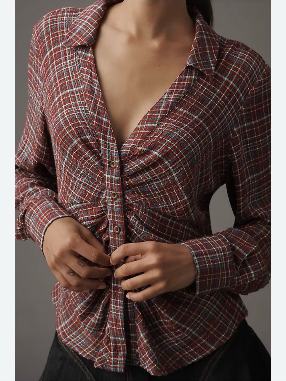 Pilcro Keaton Ruched Plaid Button-Front Long Sleeve Collared BlouseBlack & White